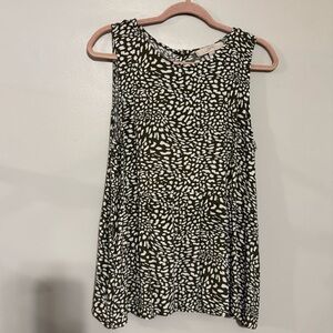 LOFT Olive and White Patterned Tank Top